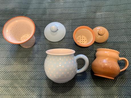 2 keramické hrničky na sypaný čaj, 