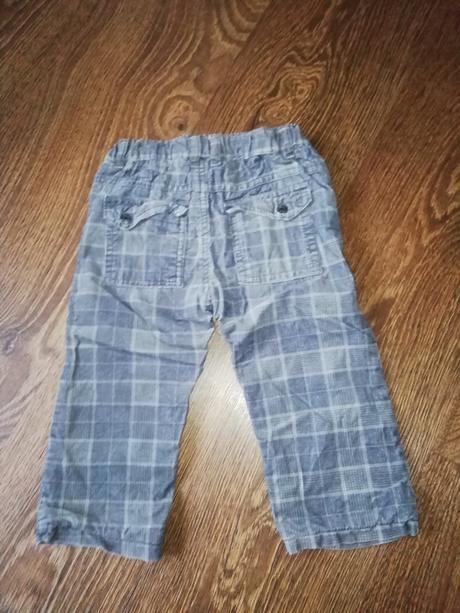 Šedé kostkovane manzestraky, c&a,86