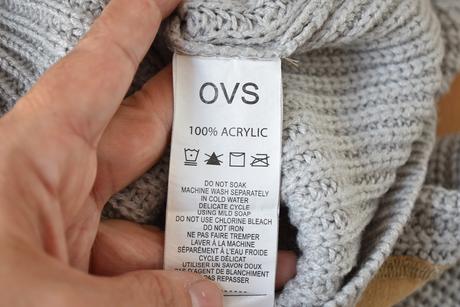 Svetr vel. 4 - 5 let, 110