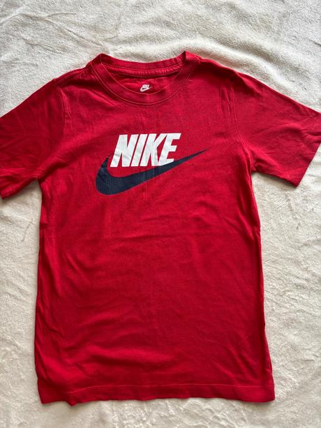 Triko zn. nike - v.128/134, nike,134