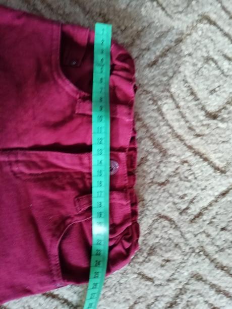 Fialové rifličky vel.104 pěkný stav, c&a,92