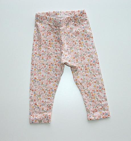 K834 květované legíny vel. 68, 68