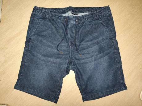 Kraťasy livergy 52, 52