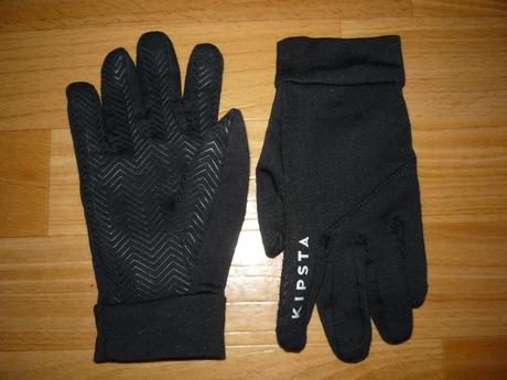 Fotbalové dětské rukavice keepdry kipsta vel 8-10, 134