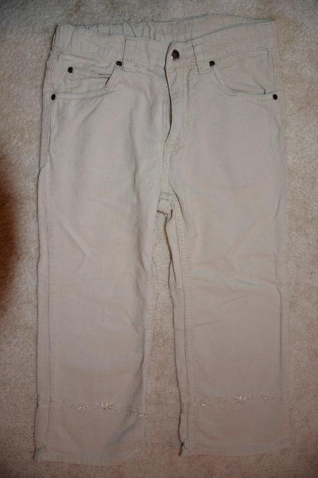 Manžestráky, next,104