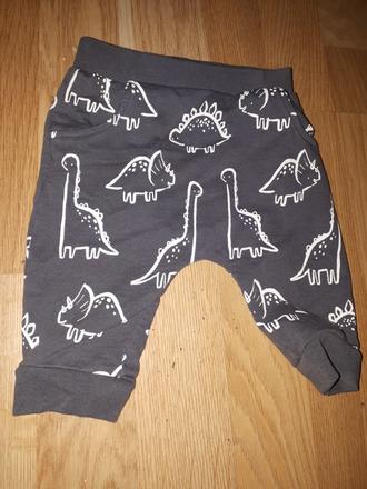 Šedé tepláky s dinosaury vel. 62, tu,62