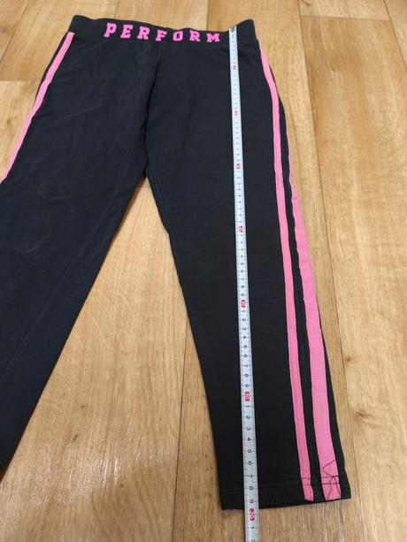 Tříčtvrťáky, 152