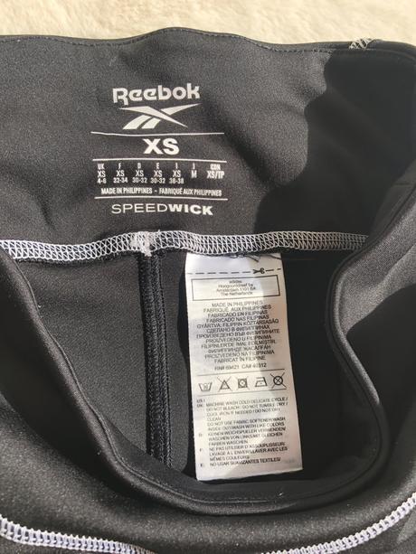 Sportovní legíny 3/4 černé xs reebok, reebok,xs