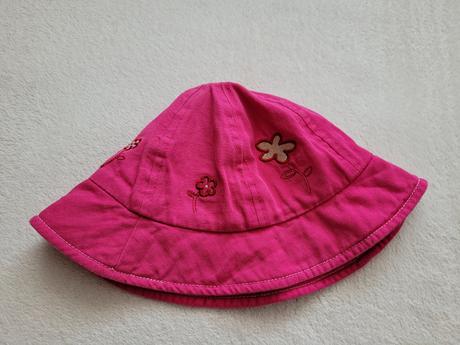 Džínový klobouk, 52