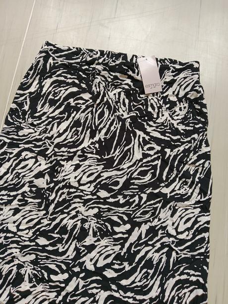 Sukně vel.s, esmara,s