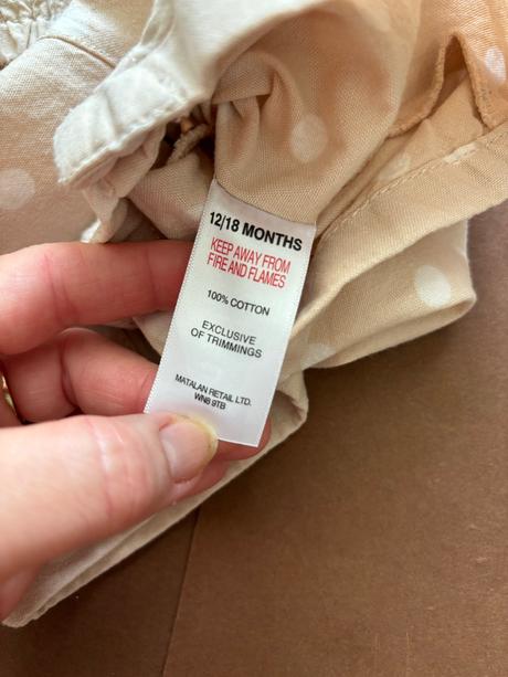 Overal s puntiky - v.12/18 měs, 86