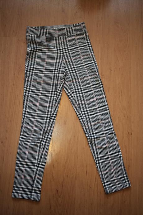 Kárované legíny, h&m,140