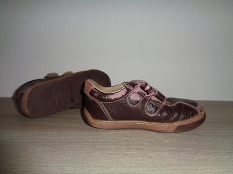 Kožené fialové boty s motýlkem, pegres,27