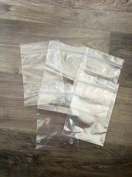 Pytlíčky zavírací,