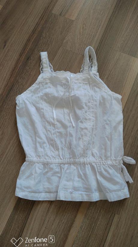 Tílko, early days,74