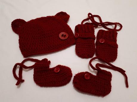 Zimní pletený komplet, čepička, rukavičky, capáčky, 80