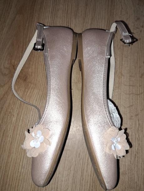 Divci lodicky balerinky, vel. 37, bata, baťa,37