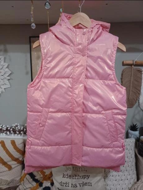 Lesklá růžová vesta reserved 164 / xs-s, reserved,164