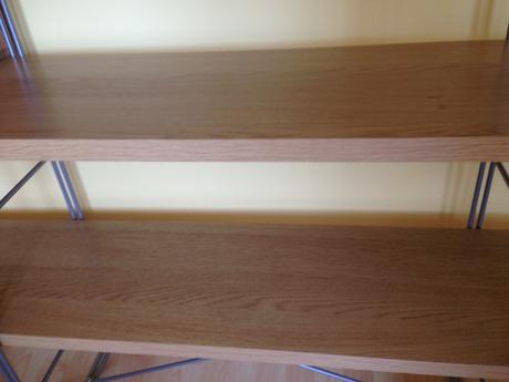 Pokojik pro mimi-kolebka leander,kreslo+policeikea,