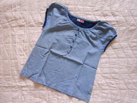 Modrobílá halenka, dpam (du pareil au meme),110