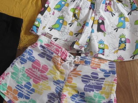 Balík oblečení na holku vel. 9-10 let, 140–152