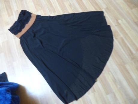 Elastické šaty s krajkou vel.m-l, m