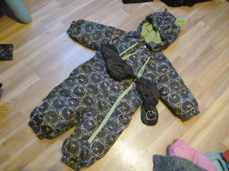 Zimní kombinéza s rukavicema vel. 6-9 m, 74