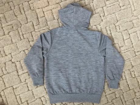 Mikina s kapucí, 116