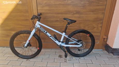 Kolo superior 20, 20