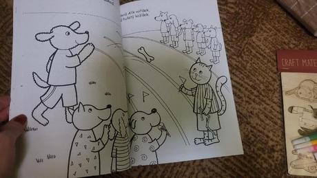 Omalovánky, šablony a dřevěné ozdoby,