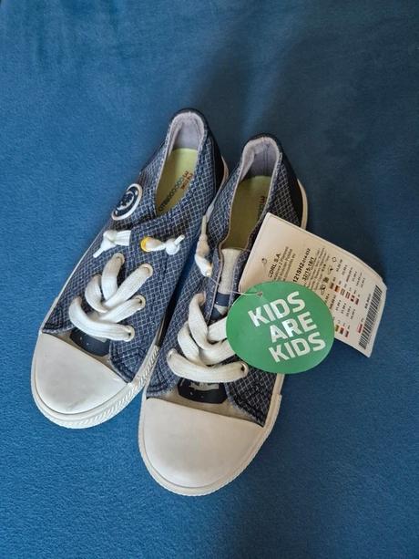 Nazouvací plátěnky coccodrillo vel.32 (21,5 cm), coccodrillo,25