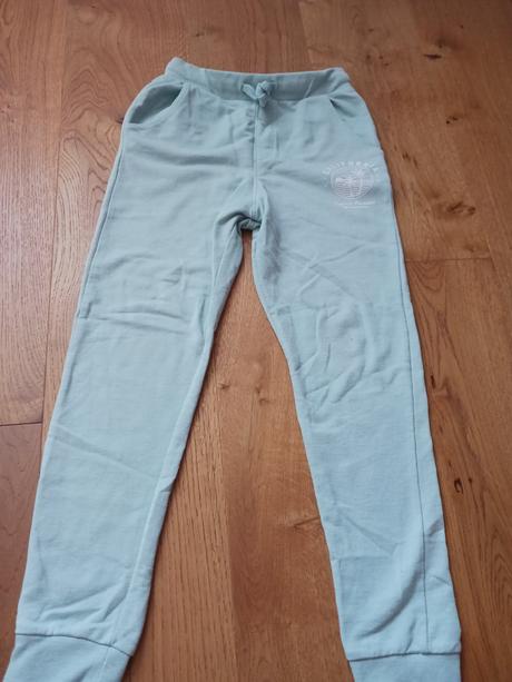 Tepláky č.140, 140