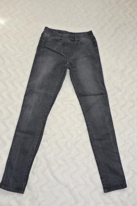 Uzke dzinove leginy, alive,164