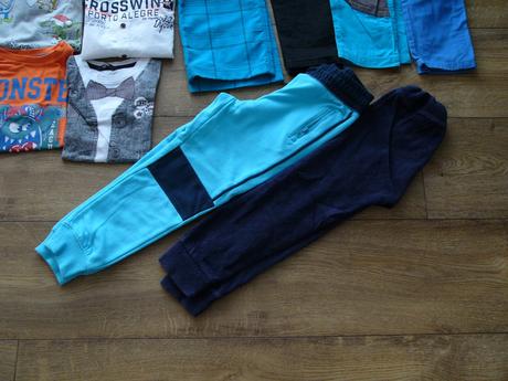 Balík oblečení vel.116, pěkný stav, 104–116