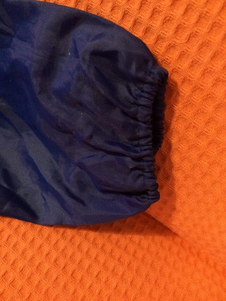 Šusťáková bunda, 110