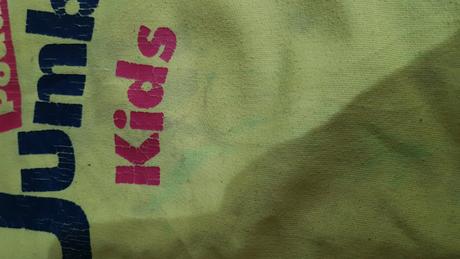 Mikina na donošení, značka neuvedena. velikost 4,5, 98