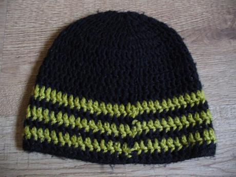 Čepice háčkovaná s motivem adidas vel. 110, 110