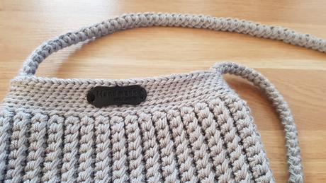 Háčkovaná kabelka, 