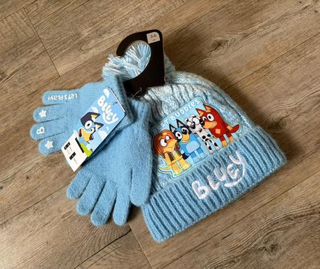 Čepice a rukavic, 104 / 110