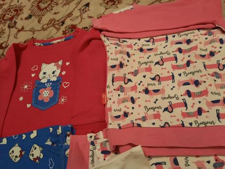 4x pyžamo 98/104, tcm,98