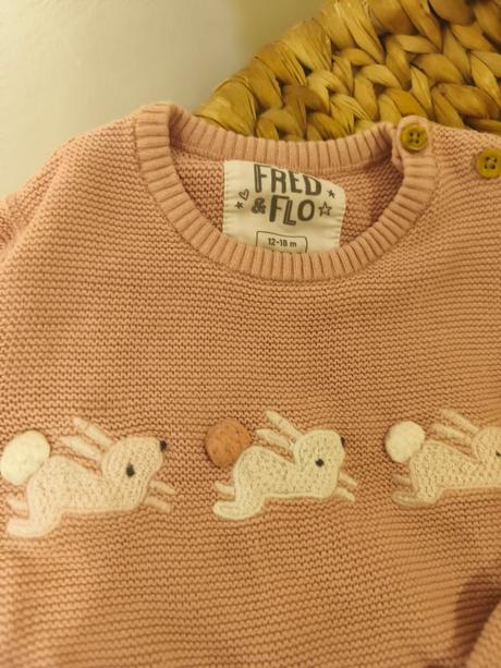 Pletený komplet s králíčky zajíčky, f&f,86