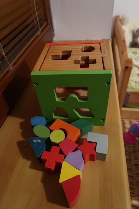 Dřevěná vkládačka,