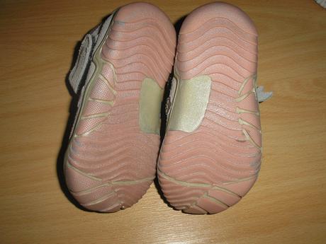 Dívčí botičky, 20