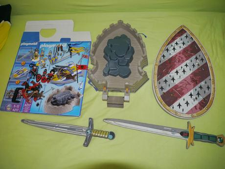 Playmobil 4217 pevnost rytíře s 2 meci, stity, 