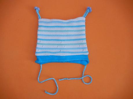 Pruhovaná čepice, 86