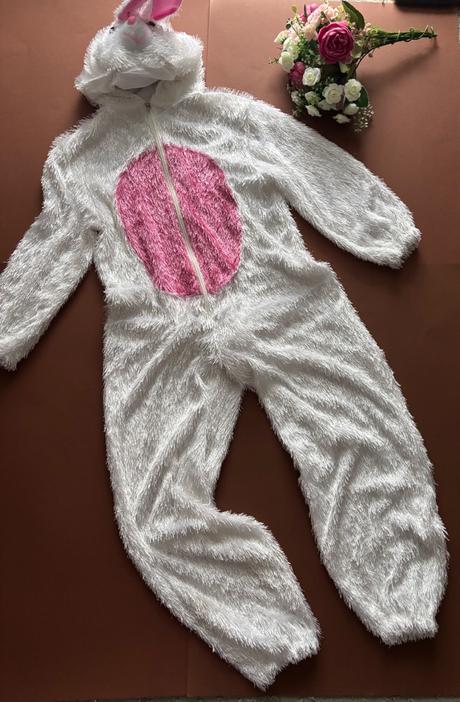 An9/ kostým zajíc - v.7/9 let, 