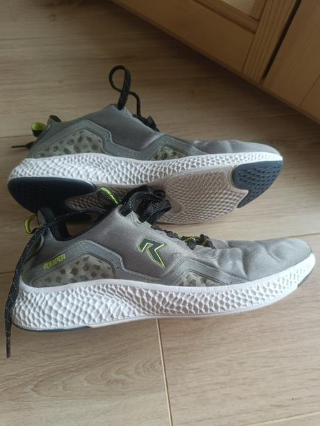 Tenisky, velikost 43, 43