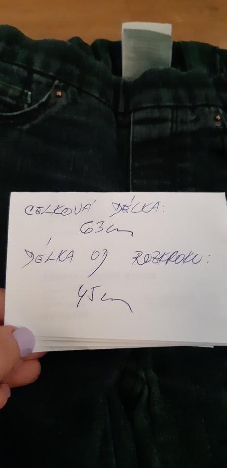 Pružné džíny, levis,110