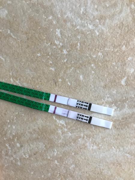 Je výsledek těhotenského testu falešný duch nebo skutečný?