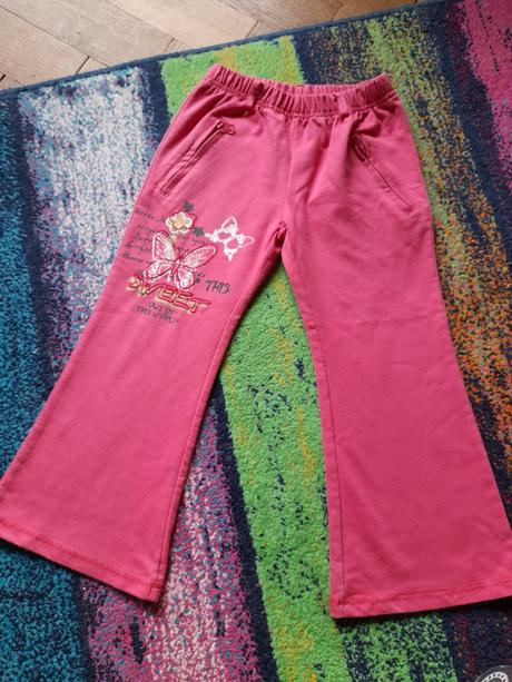 Růžové tepláky na holku top stav, 104